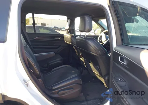 2023 Jeep Grand Cherokee L Altitude 4X4 from USA, damaged, VIN 1C4RJKAG4P8895063